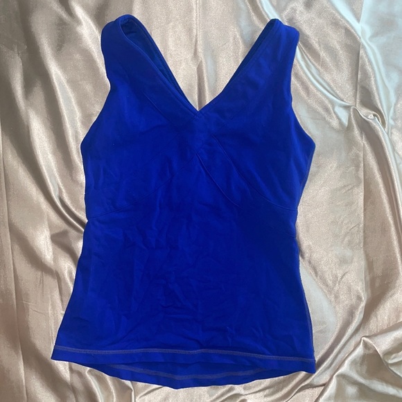 Royal blue workout top from lululemon size small - Picture 1 of 2